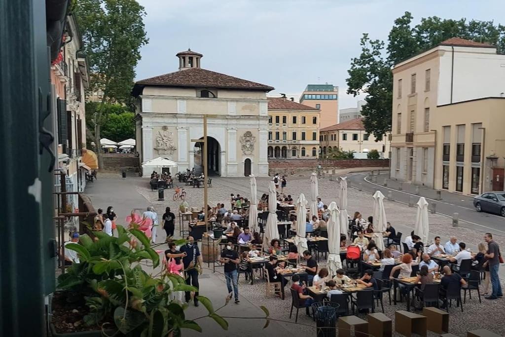 Elegante Alloggio In Casa Storica-Borgo Portello Padova Eksteriør billede